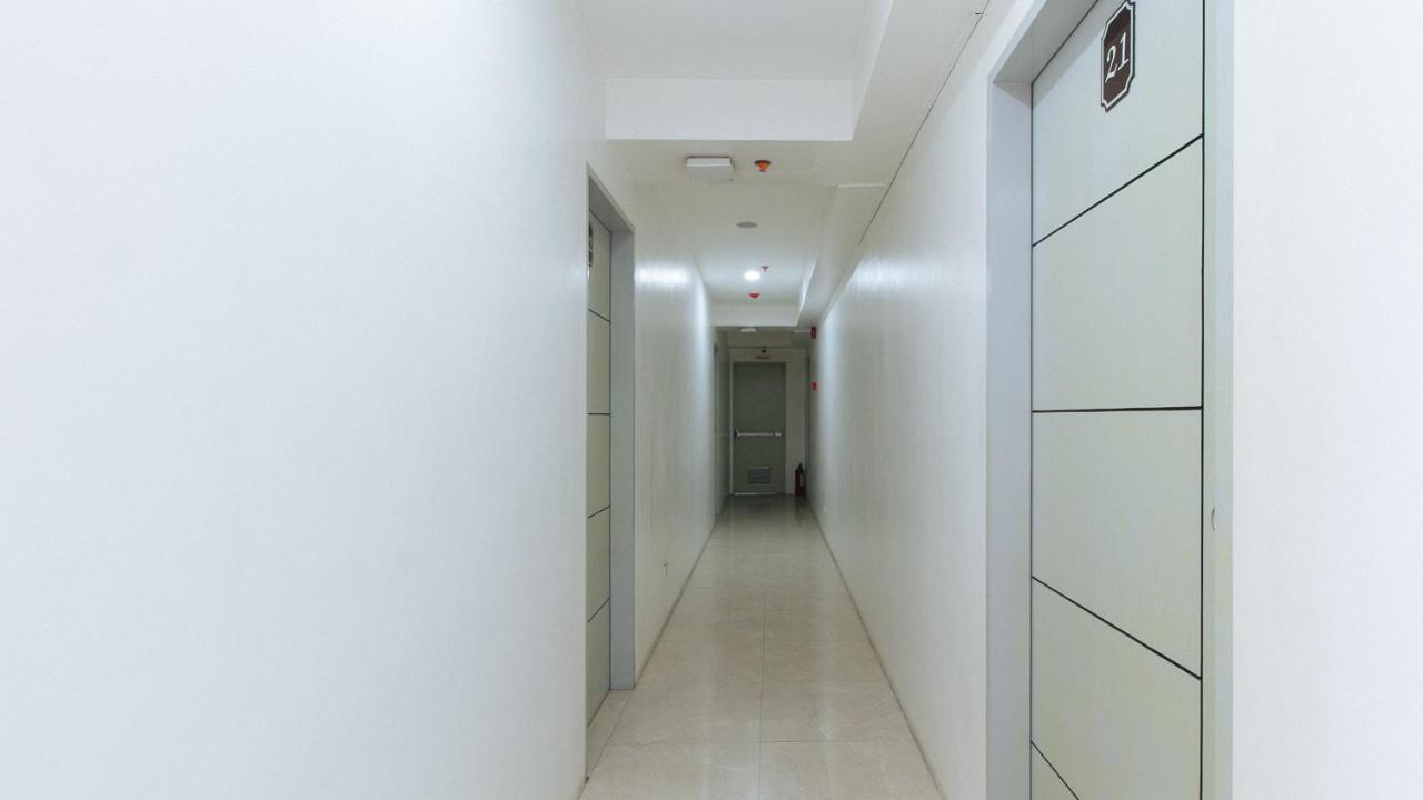 فندق ريد دورز نير إس إم بيكوتان Paranaque City المظهر الخارجي الصورة