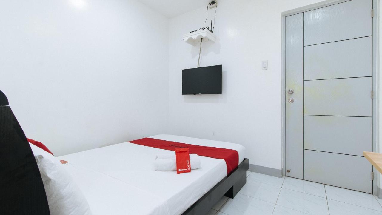 فندق ريد دورز نير إس إم بيكوتان Paranaque City المظهر الخارجي الصورة